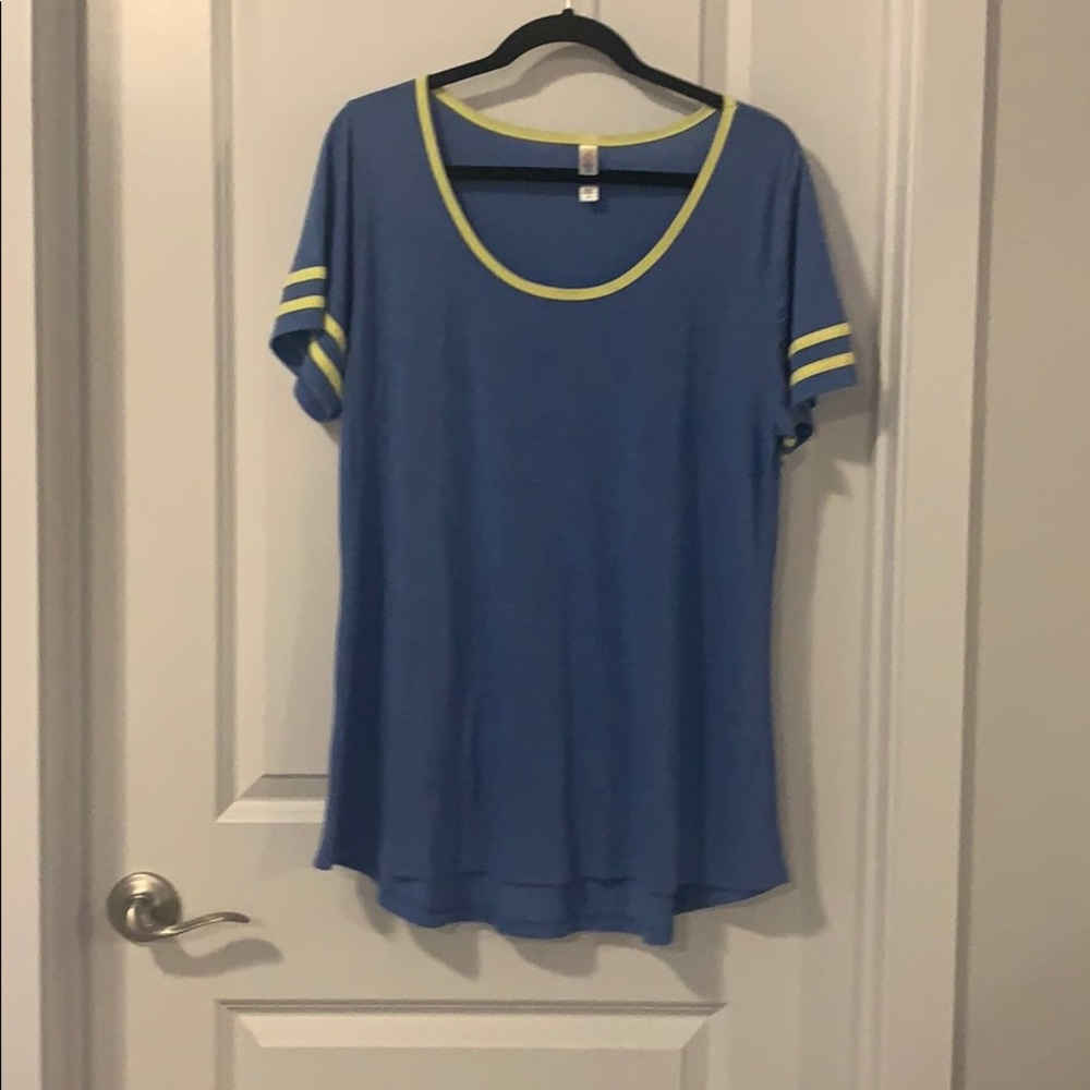 LulaRoe Perfect T
